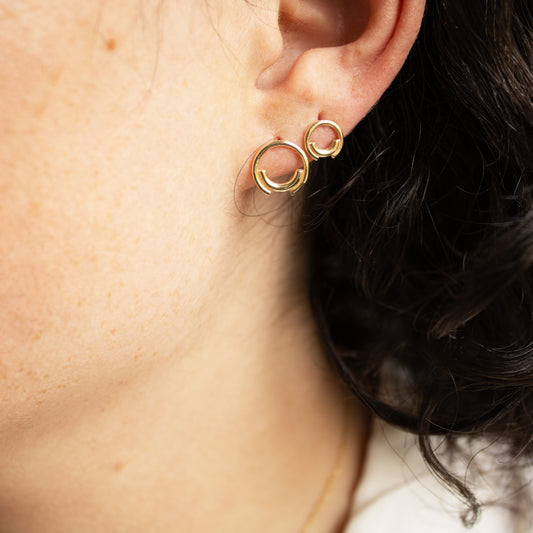 עגיל מון S משובץ